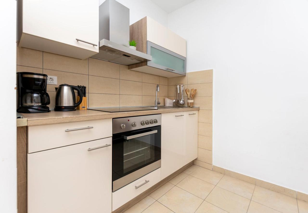 Apartments Beach Dream Міміце Екстер'єр фото