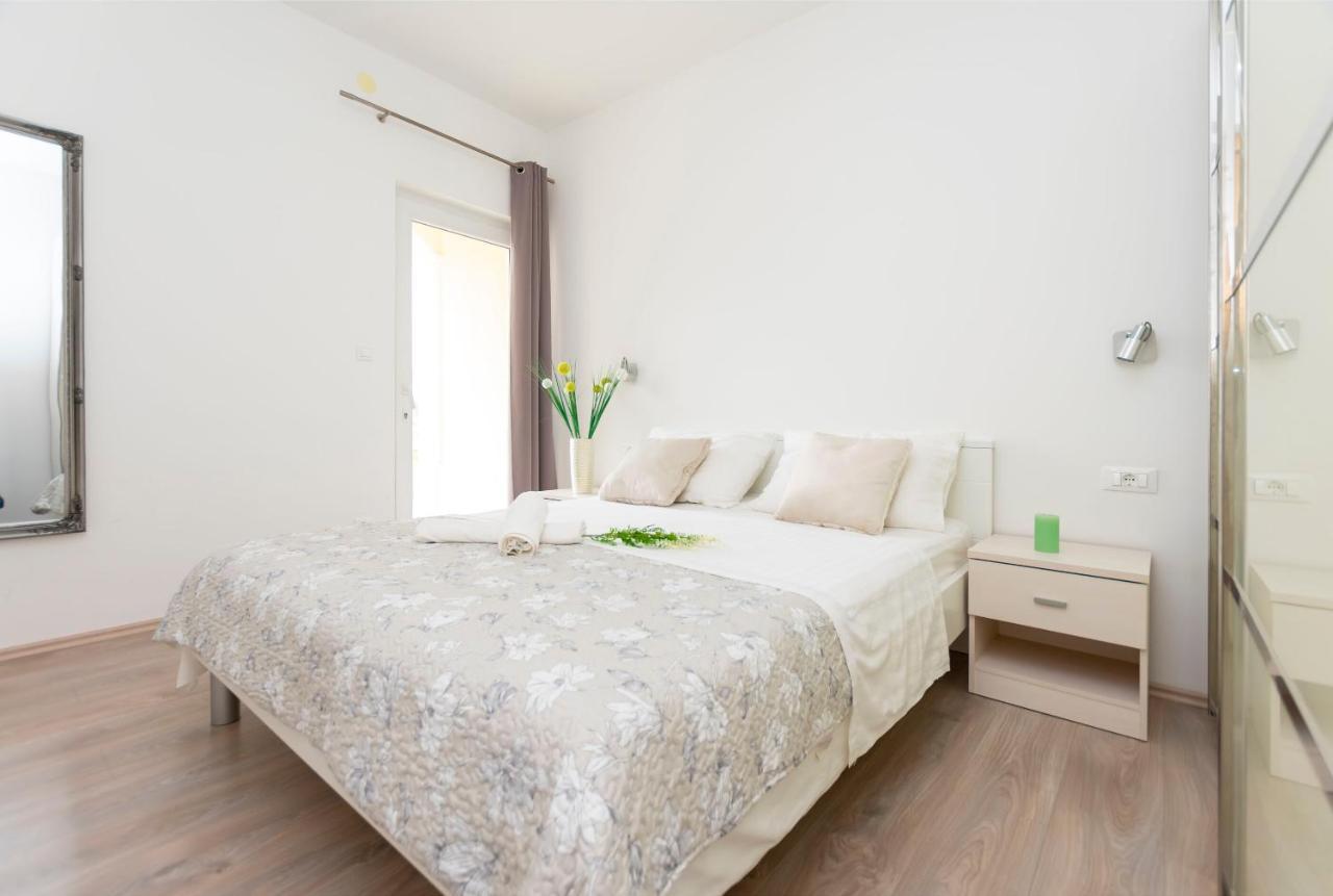 Apartments Beach Dream Міміце Екстер'єр фото