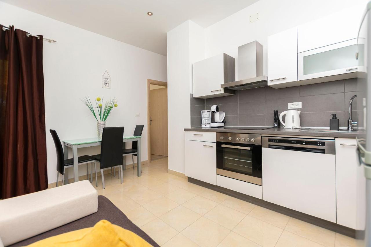 Apartments Beach Dream Міміце Екстер'єр фото